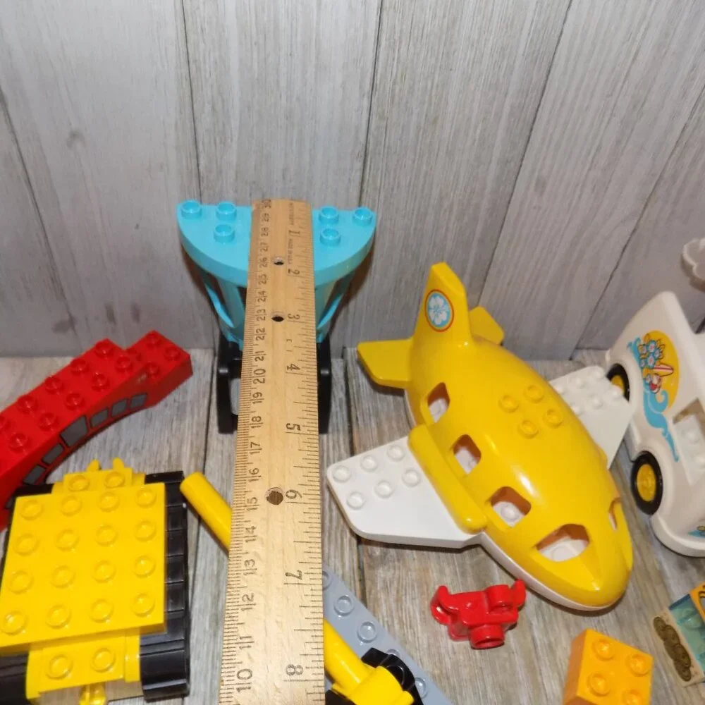 Duplo LEGO MIXED PIECES NONE COMPLETE *